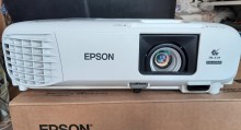  Epson EB-U05 1920x1200 3400Lm 2HDMI/MHL