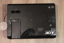   Acer x110p