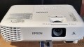  Epson EB-S05 800x600 3200Lm 15.000:1 HDMI